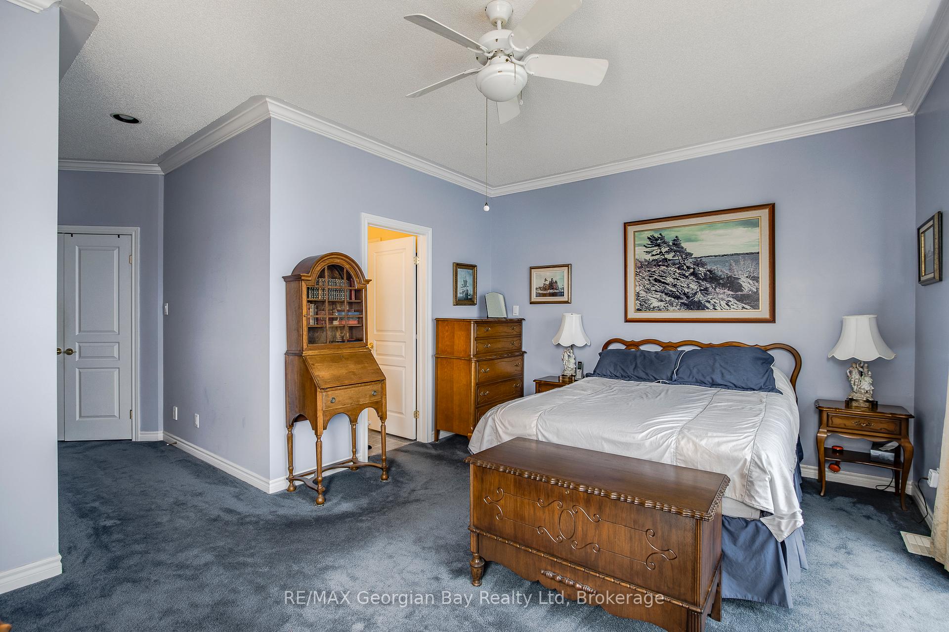 Photo 23 of 487 Aberdeen Boulevard, Midland — HOMEH