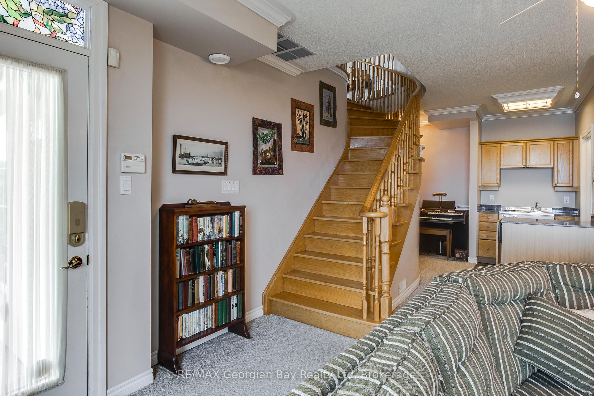 Photo 26 of 487 Aberdeen Boulevard, Midland — HOMEH