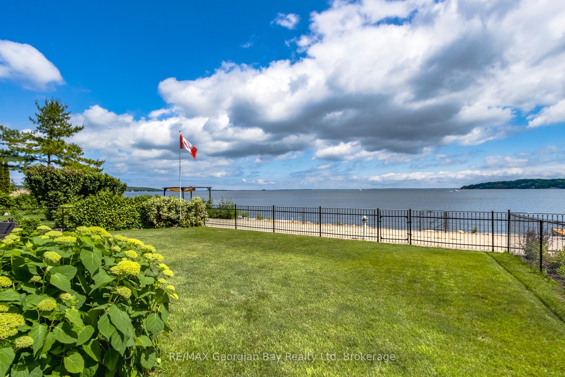 Photo 35 of 487 Aberdeen Boulevard, Midland — HOMEH