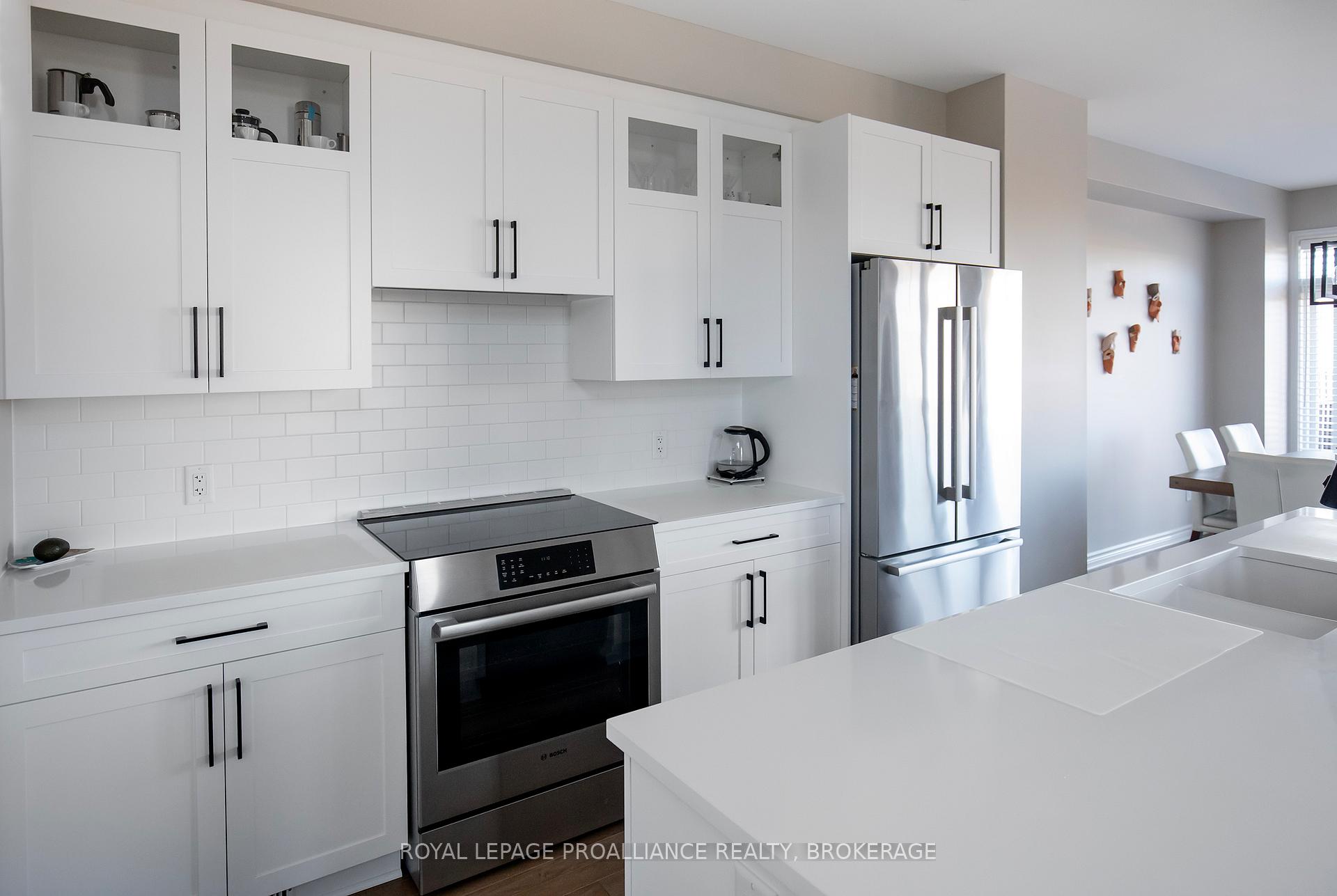Photo 6 of 1390 Demers Avenue, Kingston, East Gardiners Rd — HOMEH