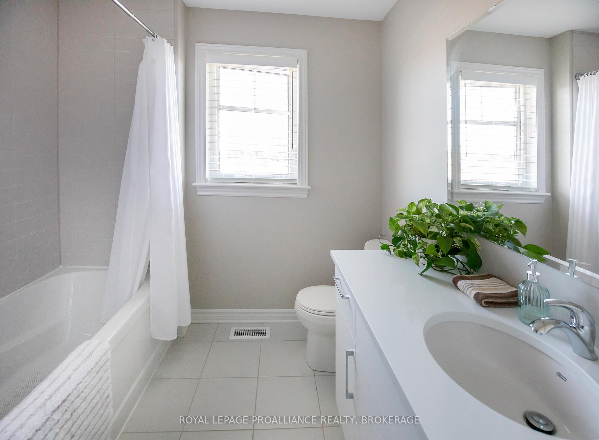 Photo 18 of 1390 Demers Avenue, Kingston, East Gardiners Rd — HOMEH
