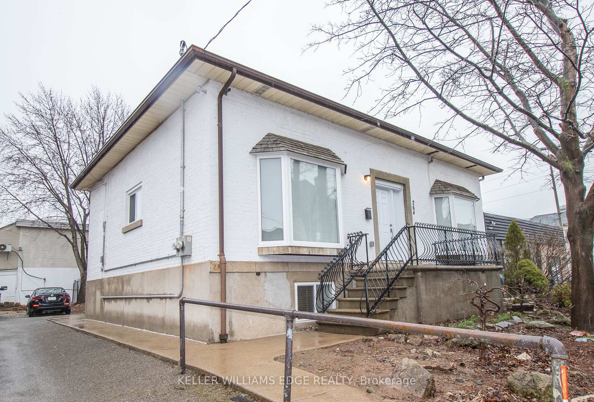 Photo 1 of Unit 2, 264 Hughson Street N, Hamilton, Beasley — HOMEH