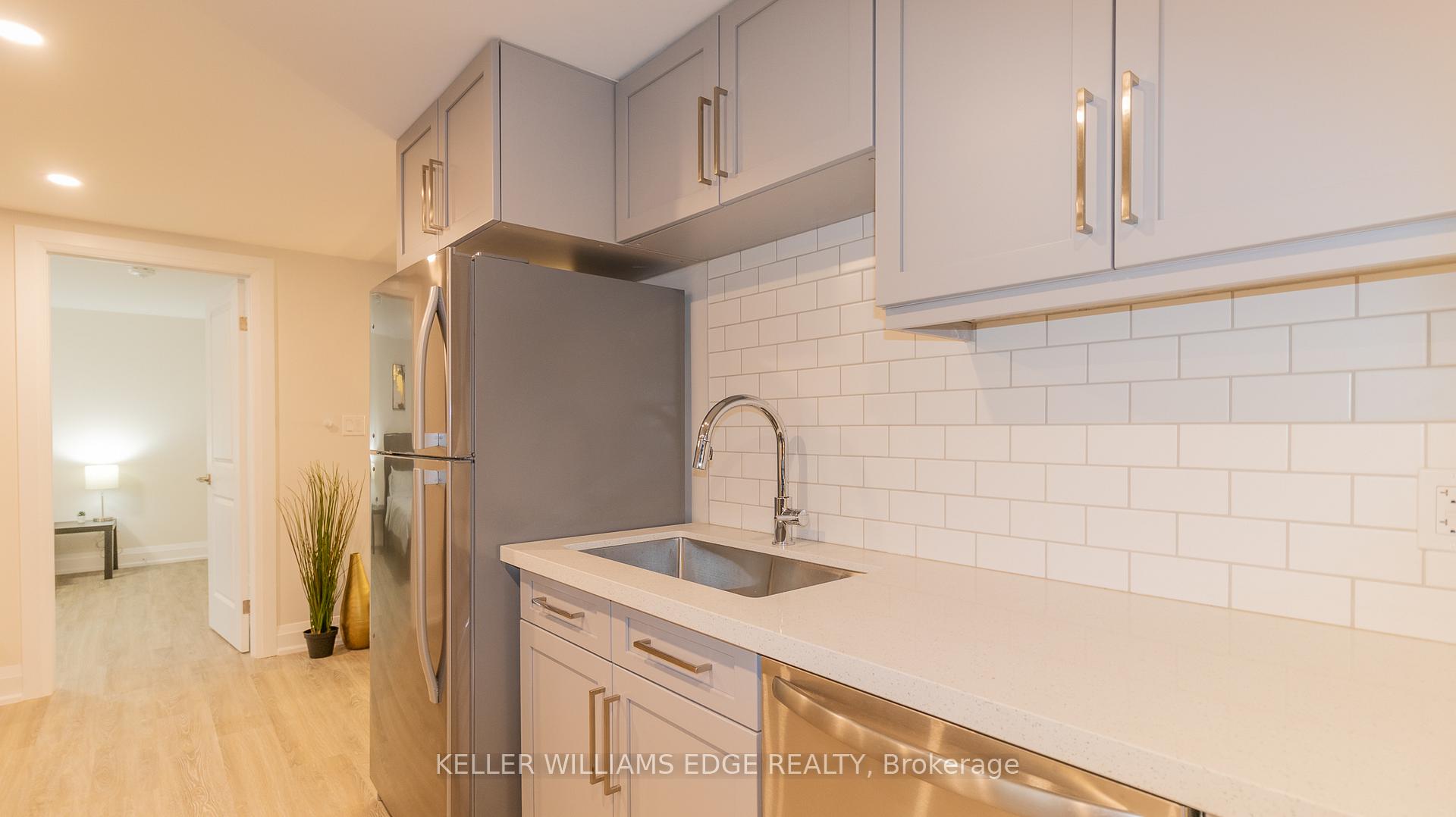 Photo 12 of Unit 2, 264 Hughson Street N, Hamilton, Beasley — HOMEH