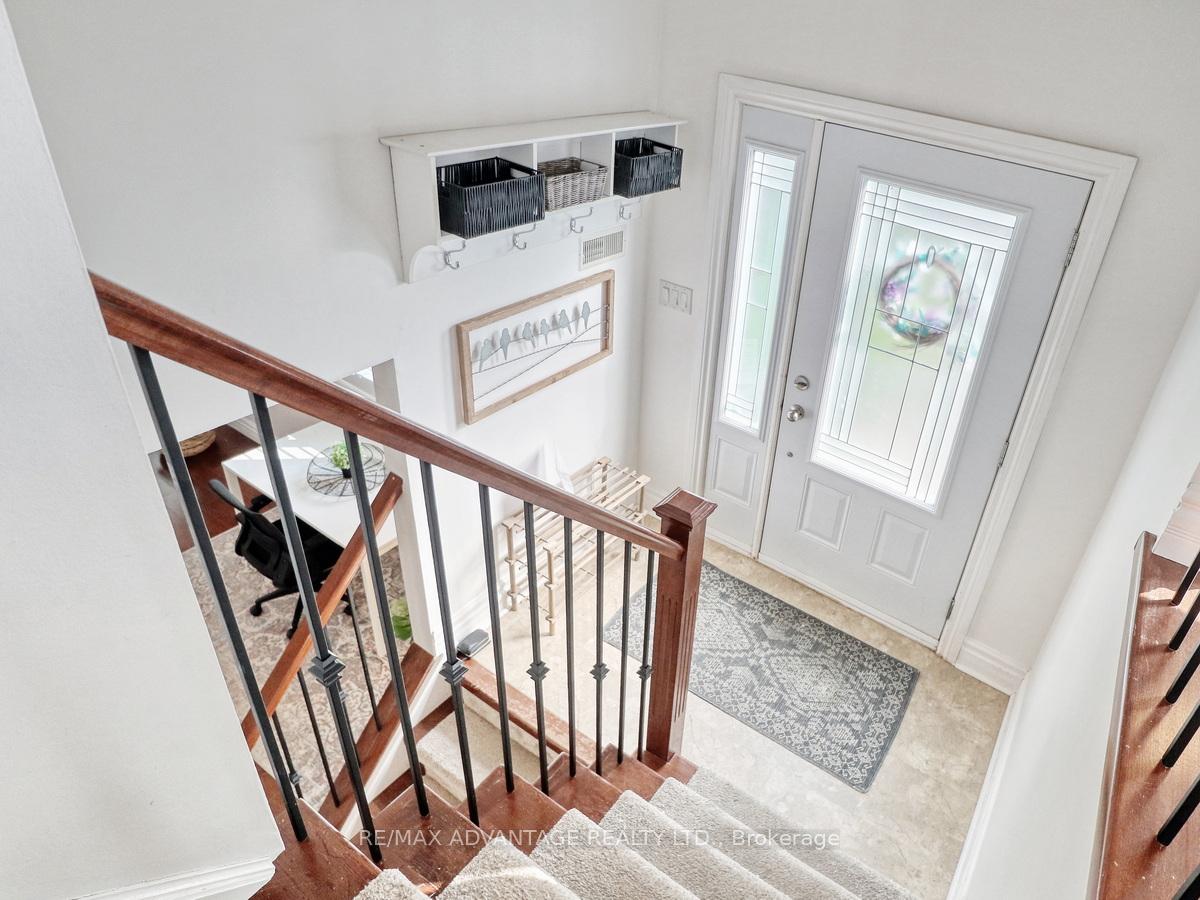 Photo 21 of 38 Claycroft Crescent, Kitchener — HOMEH