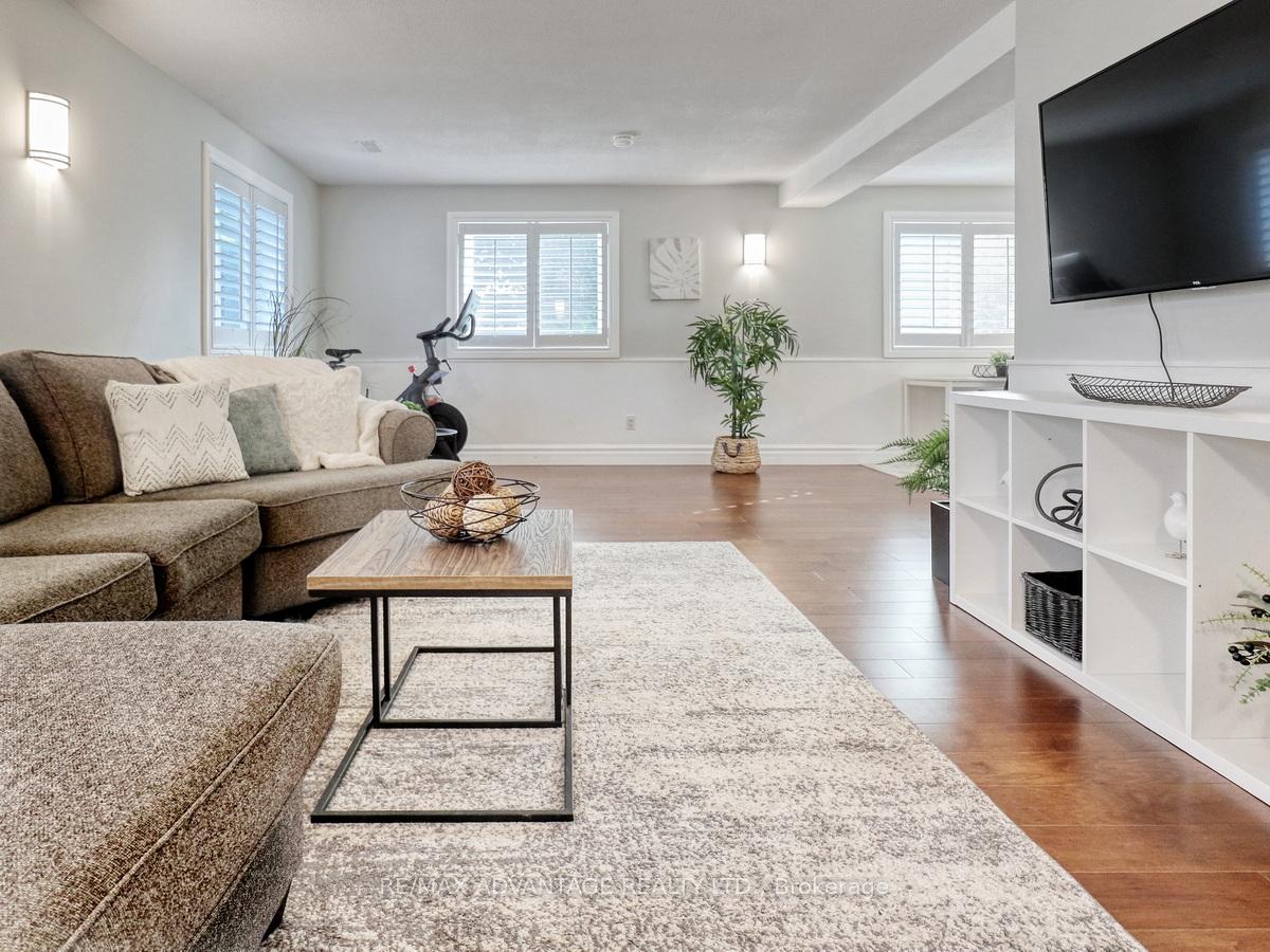 Photo 28 of 38 Claycroft Crescent, Kitchener — HOMEH
