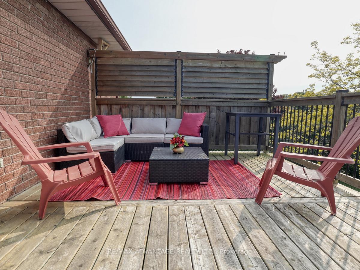 Photo 34 of 38 Claycroft Crescent, Kitchener — HOMEH