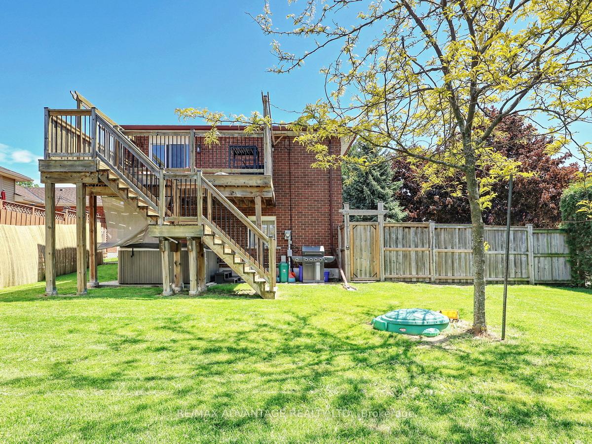 Photo 38 of 38 Claycroft Crescent, Kitchener — HOMEH