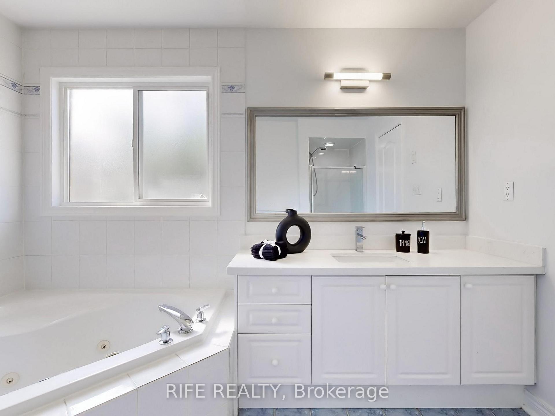 Photo 29 of 111 Cynthia Jean Street, Markham, Berczy — HOMEH