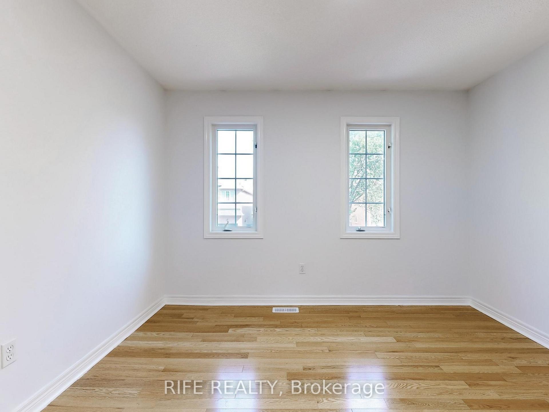 Photo 33 of 111 Cynthia Jean Street, Markham, Berczy — HOMEH