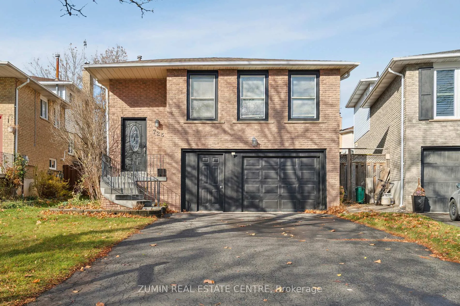 Front of 725 Coulson Avenue