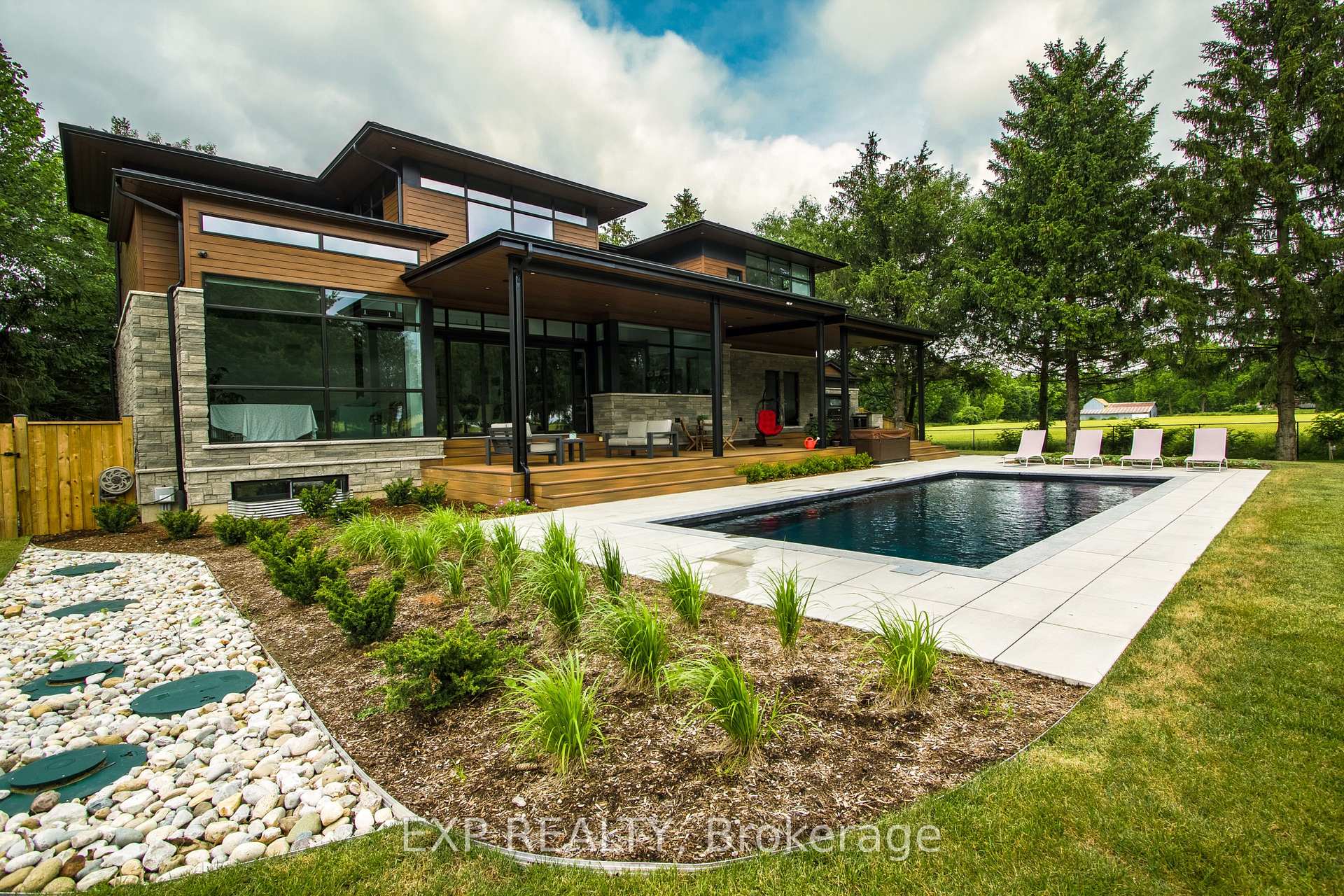 Front of 21222 Vanneck Road