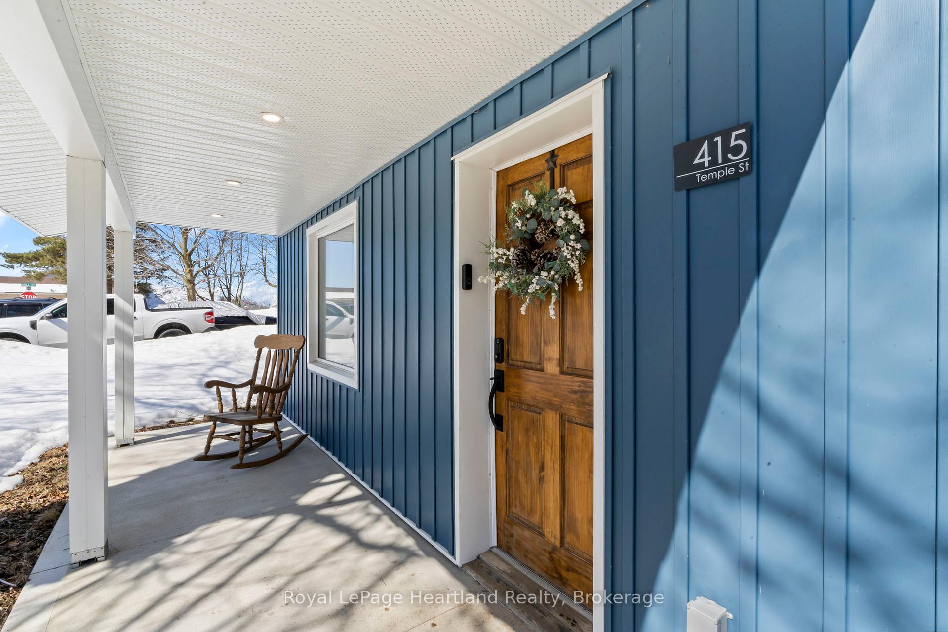 Photo 1 of 415 Temple Street, Minto — HOMEH