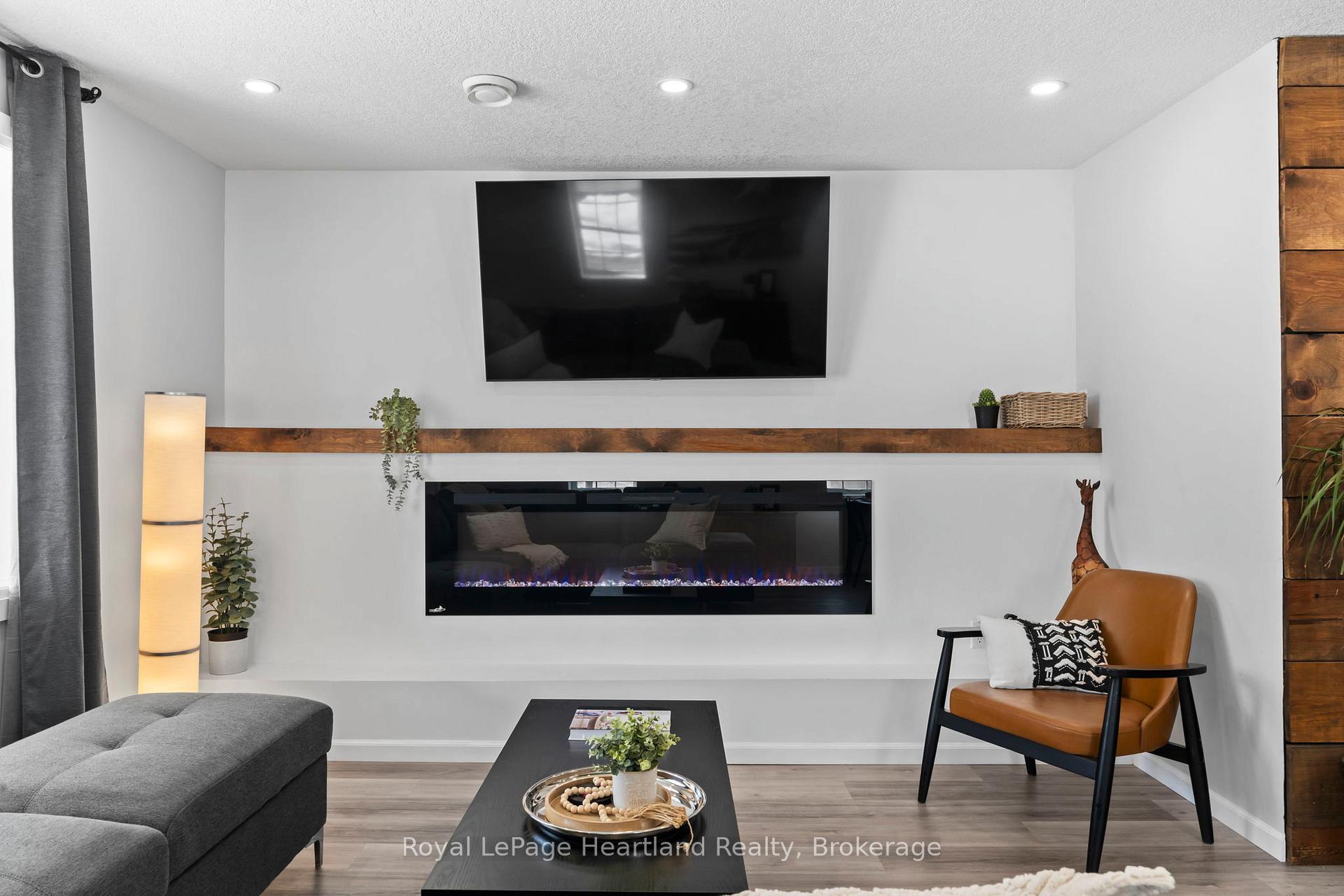Photo 4 of 415 Temple Street, Minto — HOMEH