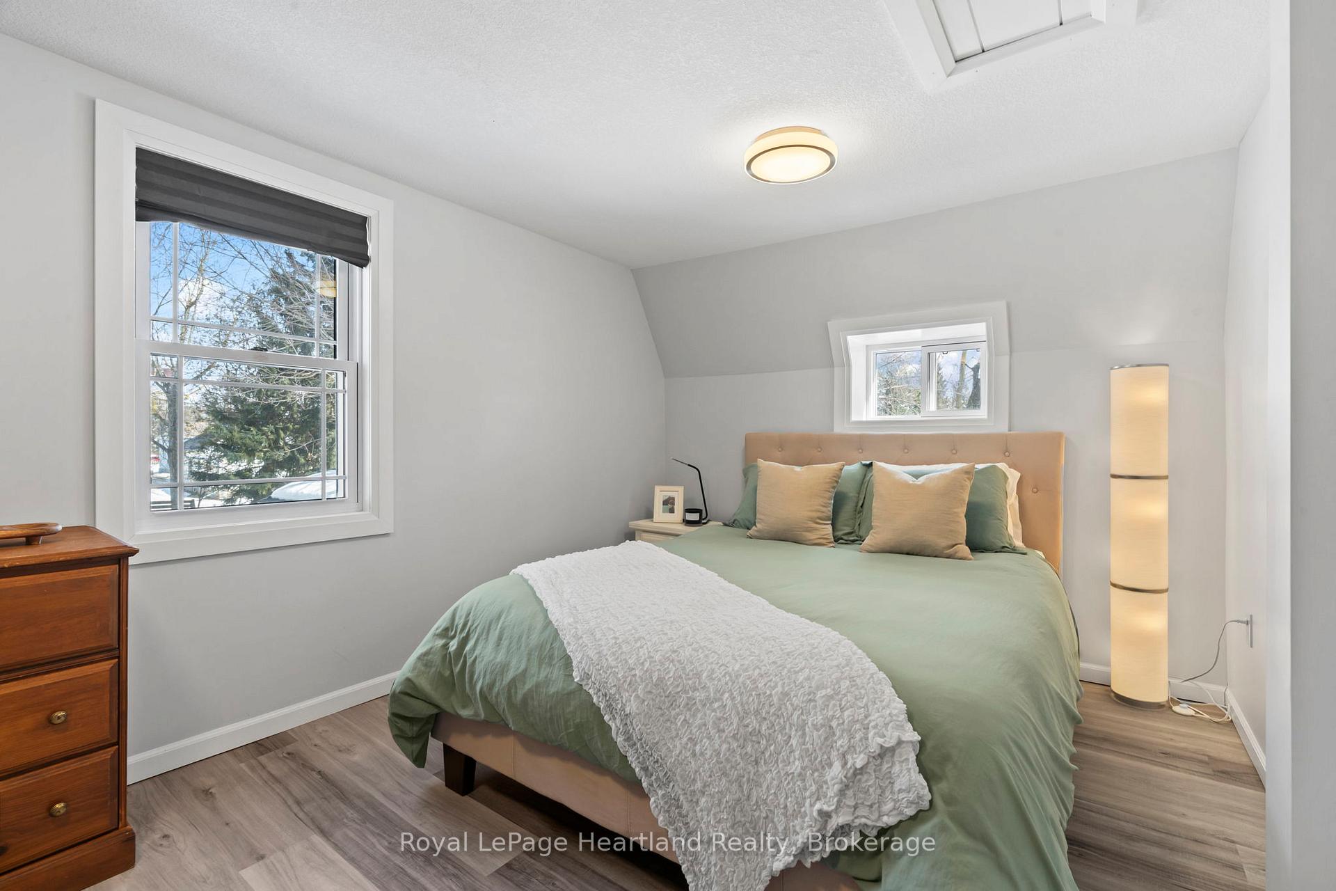 Photo 17 of 415 Temple Street, Minto — HOMEH