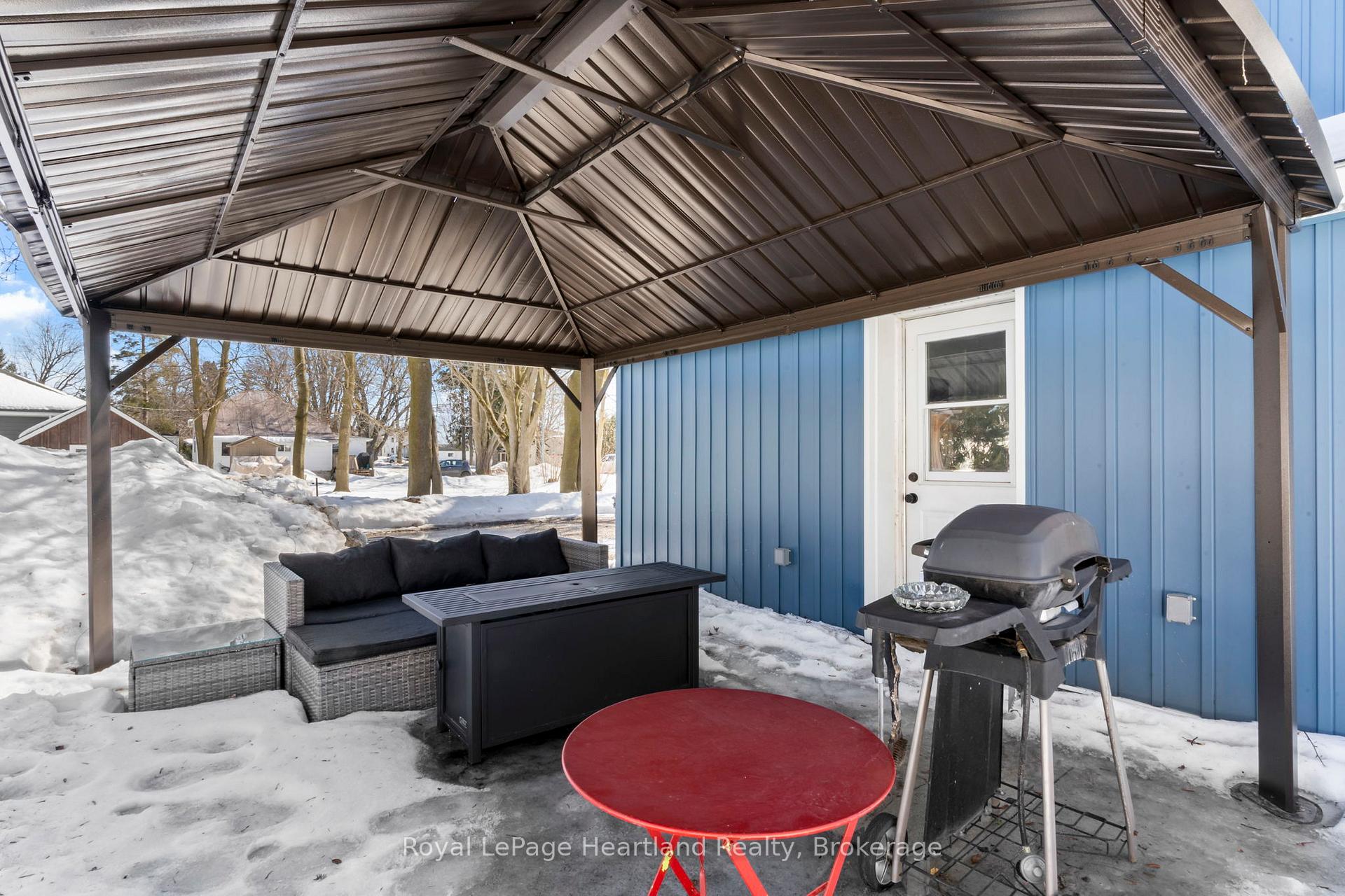 Photo 19 of 415 Temple Street, Minto — HOMEH