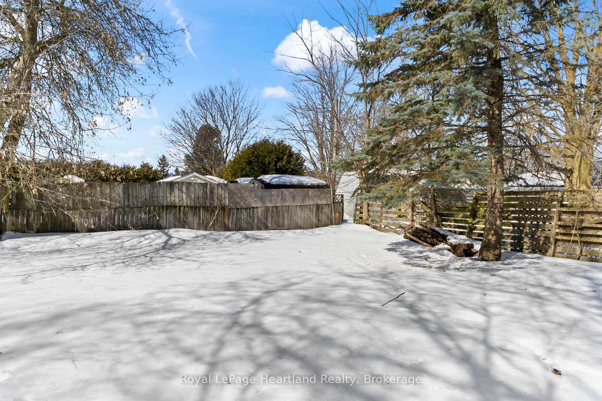 Photo 22 of 415 Temple Street, Minto — HOMEH