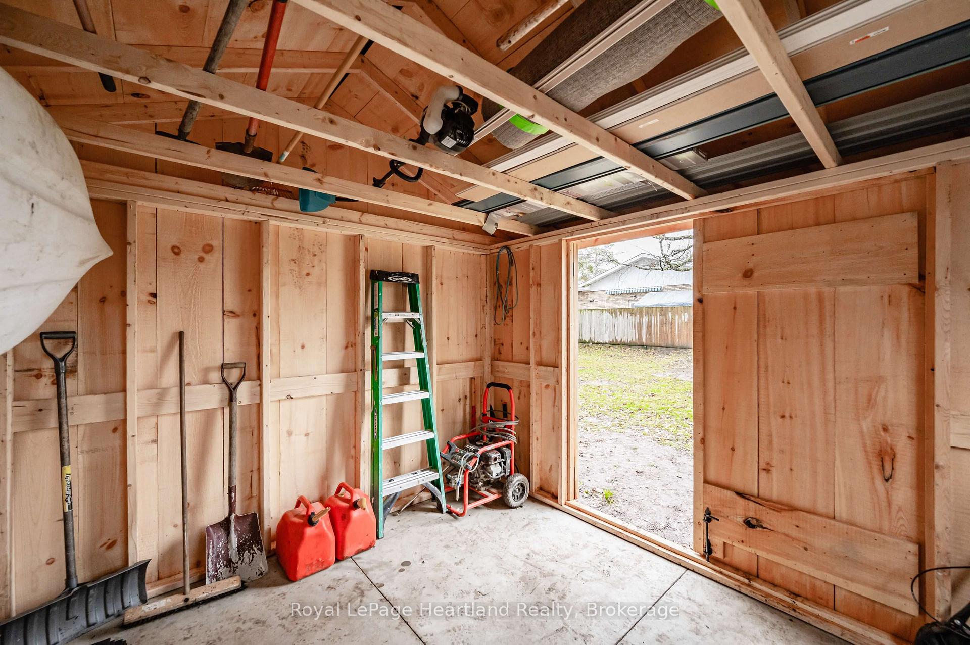Photo 24 of 415 Temple Street, Minto — HOMEH