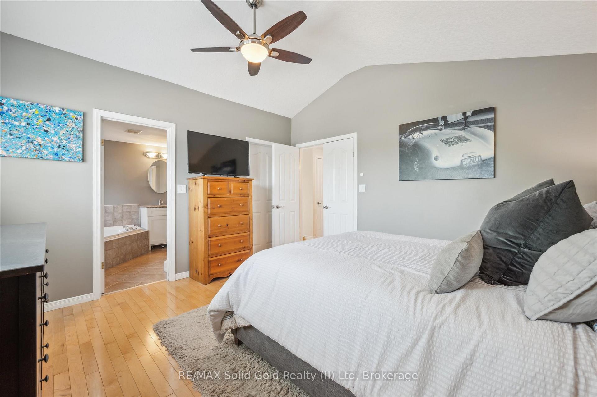 Photo 26 of 217 Laurel Springs Court, Kitchener, Highland West — HOMEH