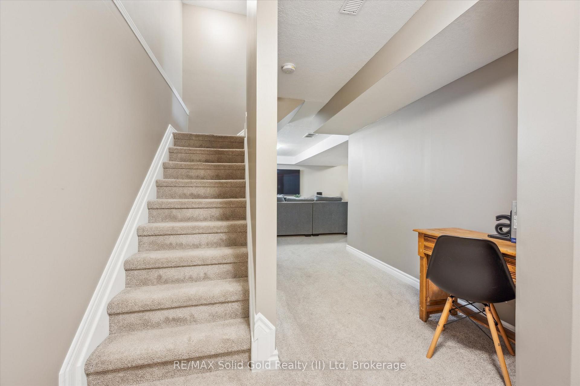 Photo 29 of 217 Laurel Springs Court, Kitchener, Highland West — HOMEH