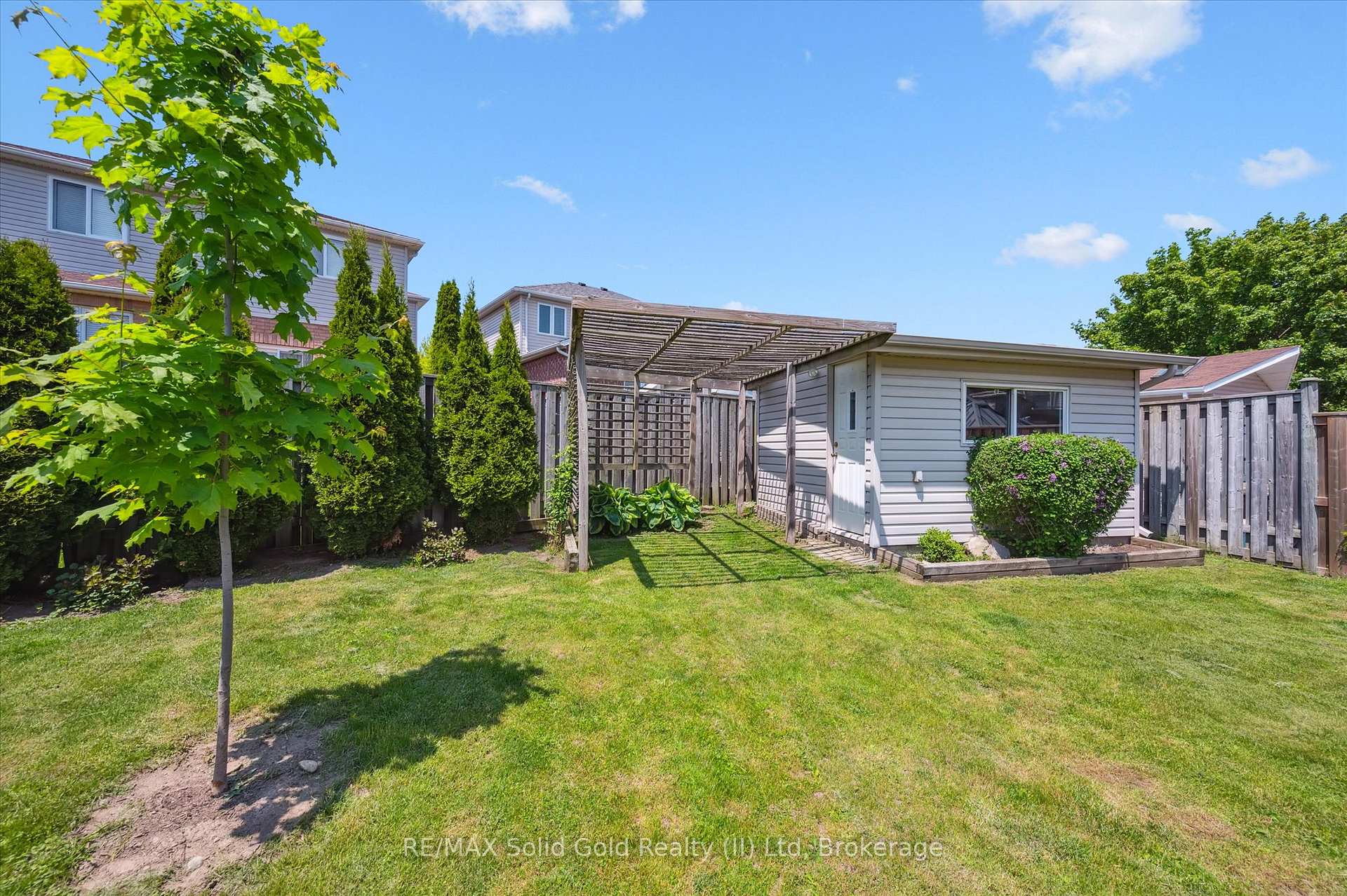 Photo 37 of 217 Laurel Springs Court, Kitchener, Highland West — HOMEH