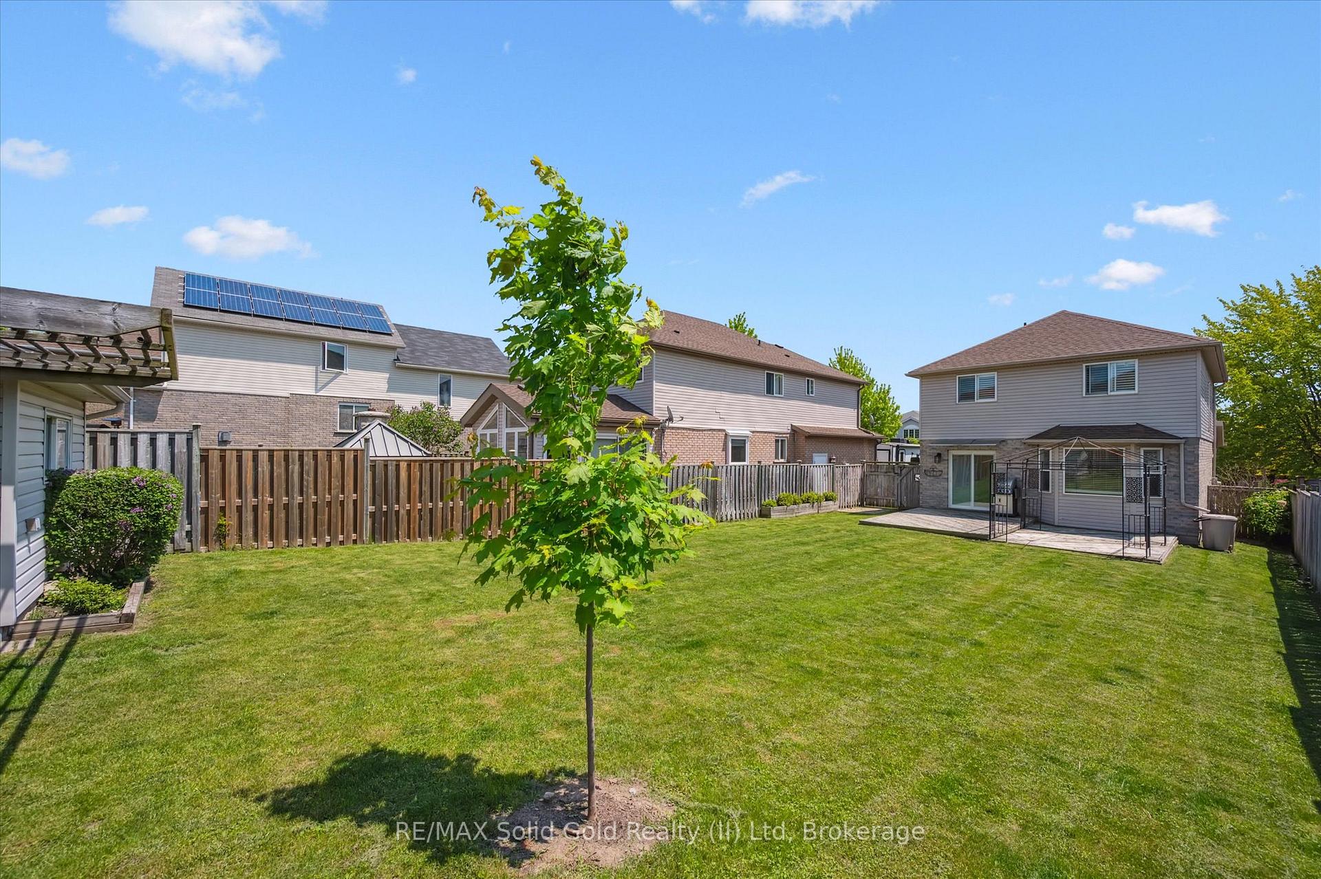 Photo 38 of 217 Laurel Springs Court, Kitchener, Highland West — HOMEH