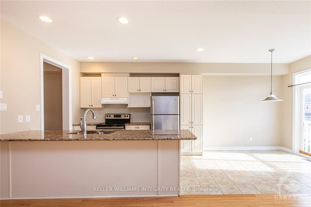 Photo 7 of 424 Foxhall Way, Ottawa, Kanata - Bridlewood — HOMEH