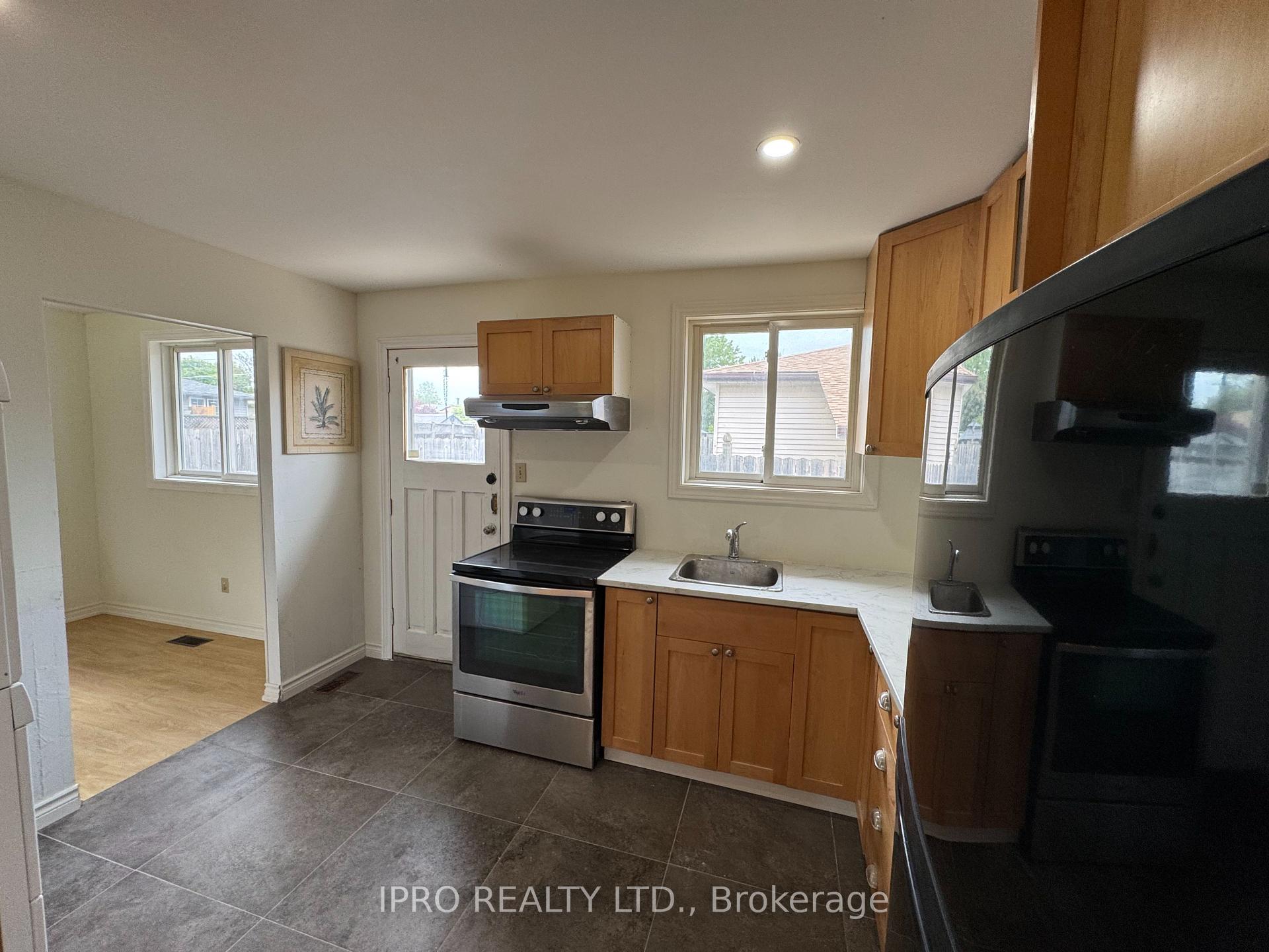 Photo 5 of 87 Boston Crescent, Hamilton, Berrisfield — HOMEH