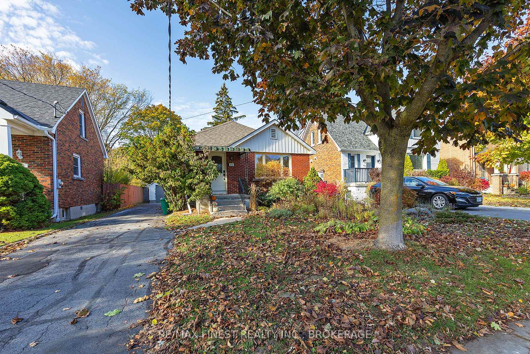Photo 2 of 454 College Street, Kingston, Central City East — HOMEH