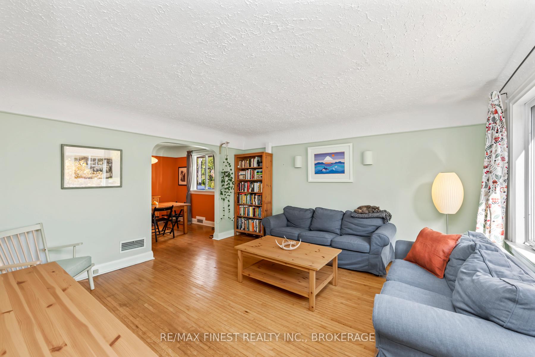 Photo 7 of 454 College Street, Kingston, Central City East — HOMEH