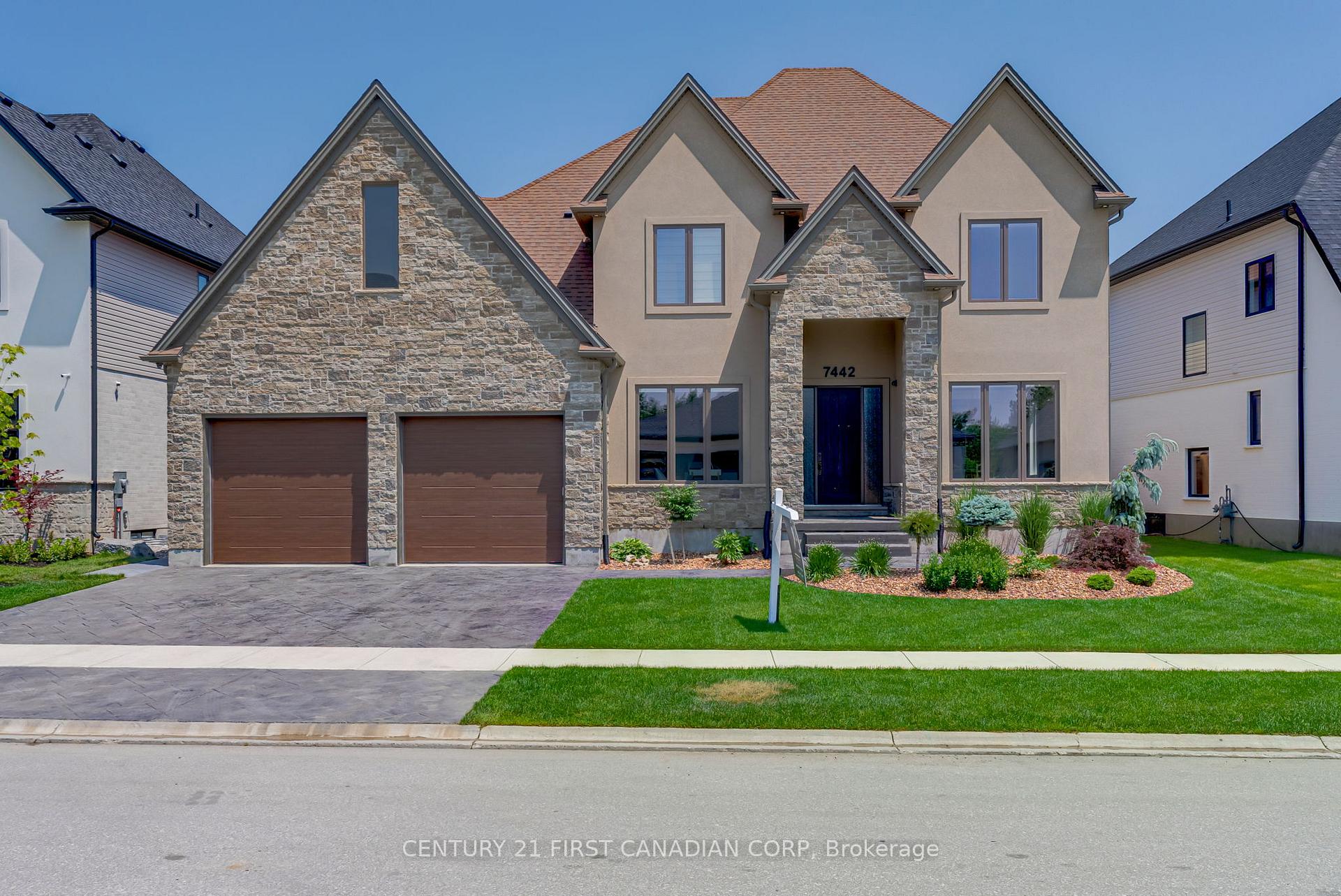 Front of 7442 Silver Creek Crescent