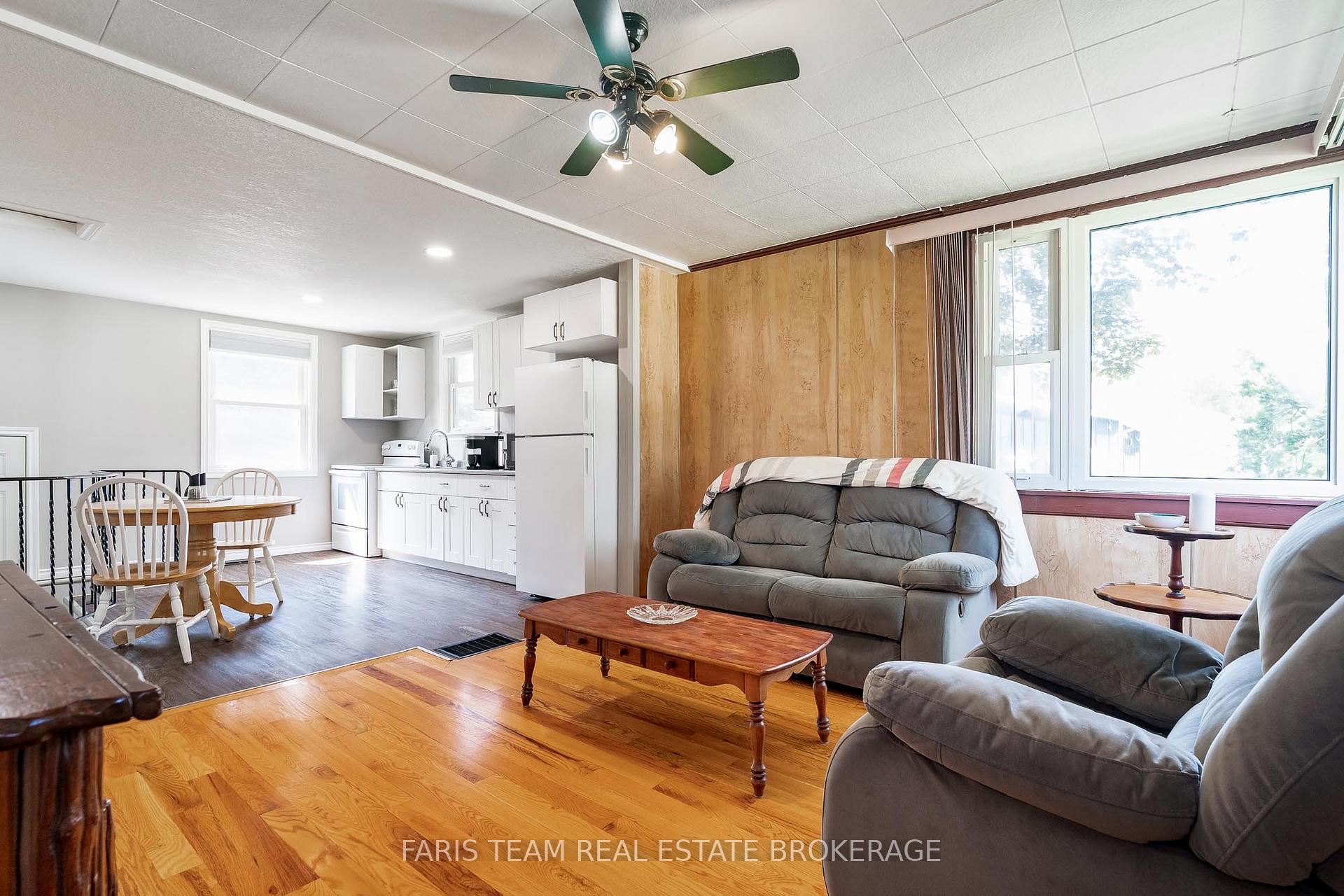 Photo 14 of 335 John Street, Midland — HOMEH