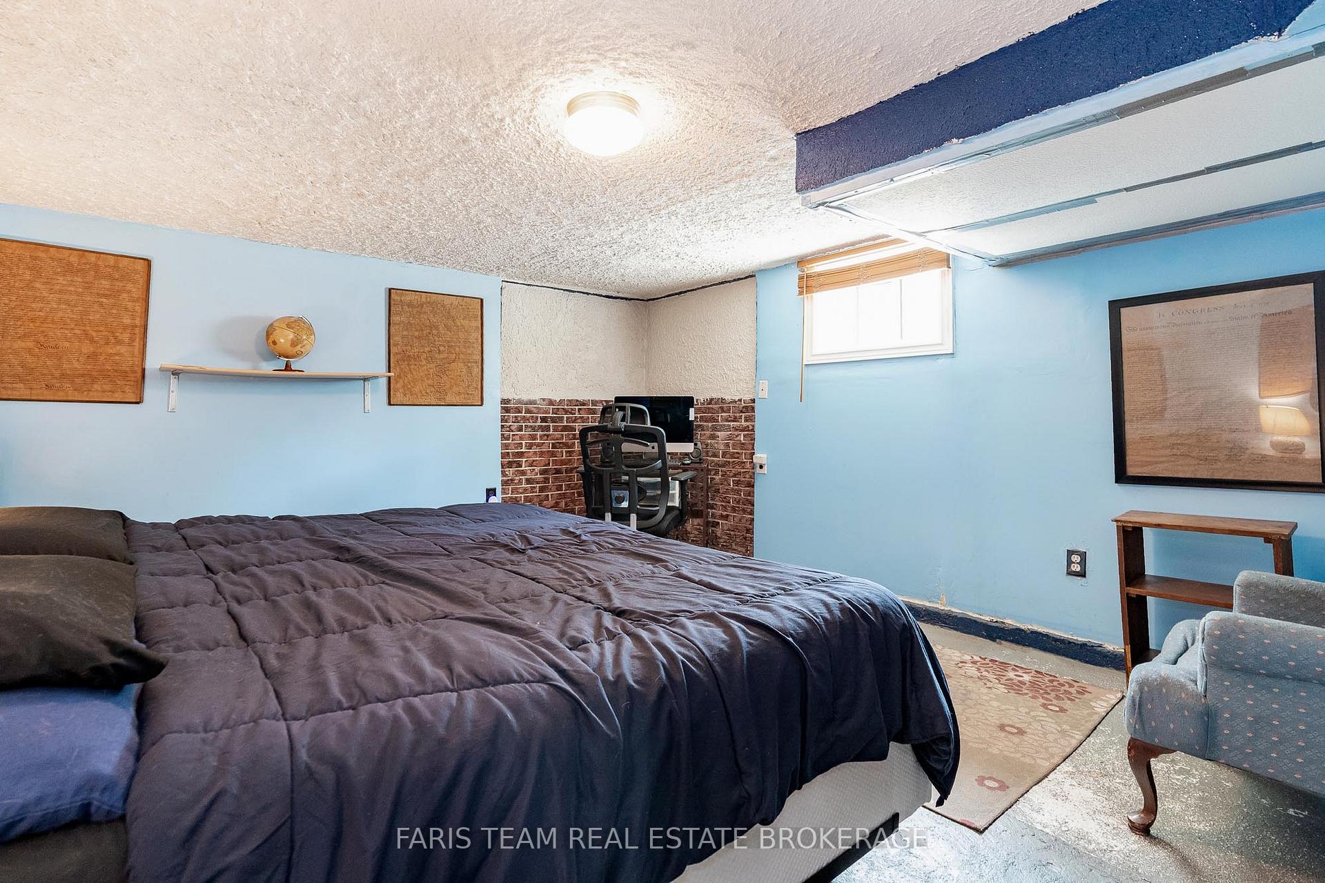 Photo 20 of 335 John Street, Midland — HOMEH