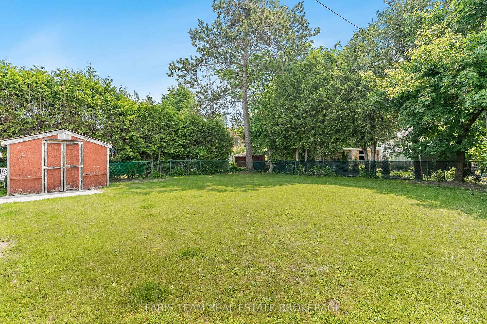 Photo 28 of 335 John Street, Midland — HOMEH