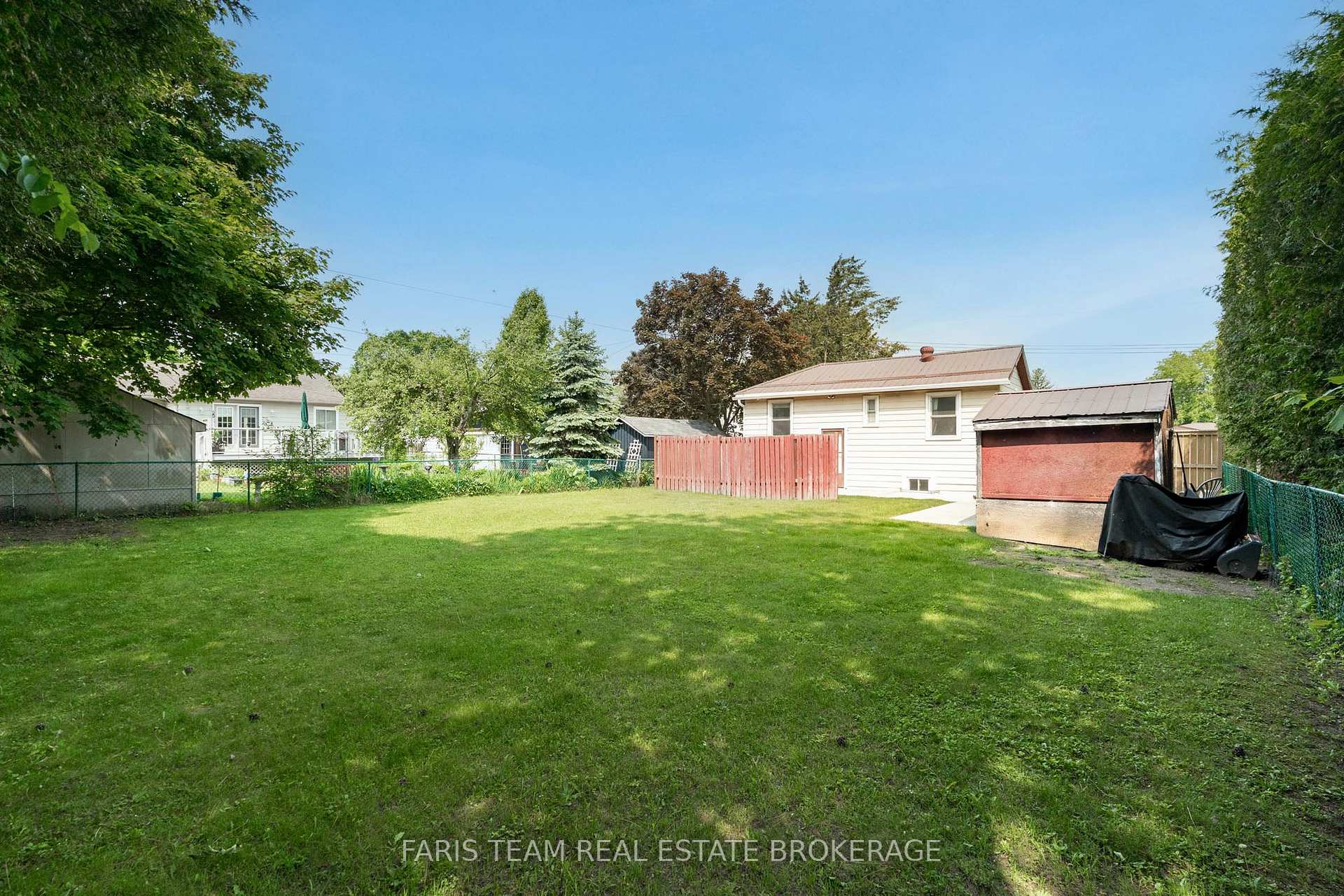 Photo 31 of 335 John Street, Midland — HOMEH
