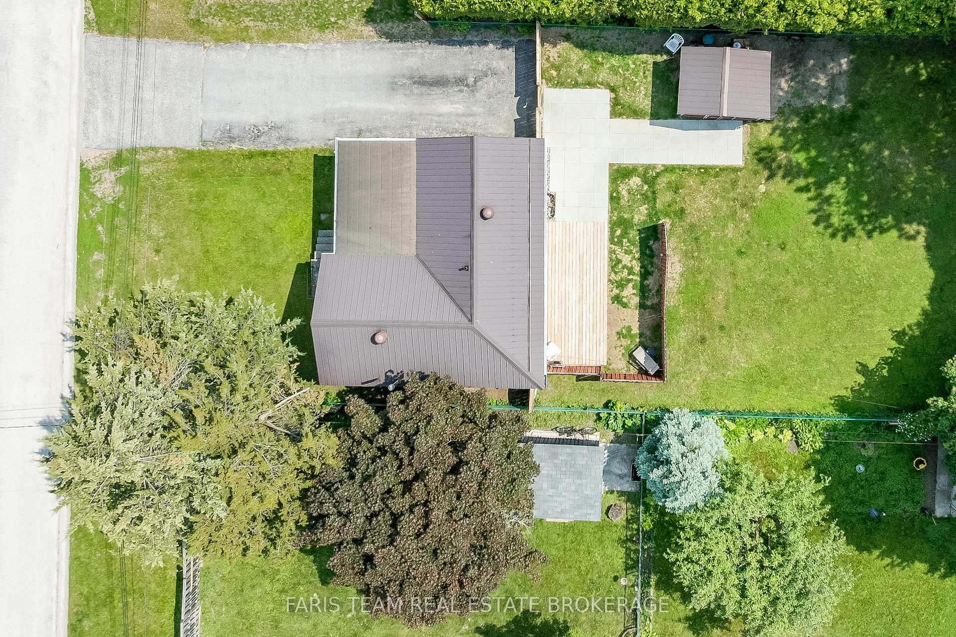 Photo 32 of 335 John Street, Midland — HOMEH