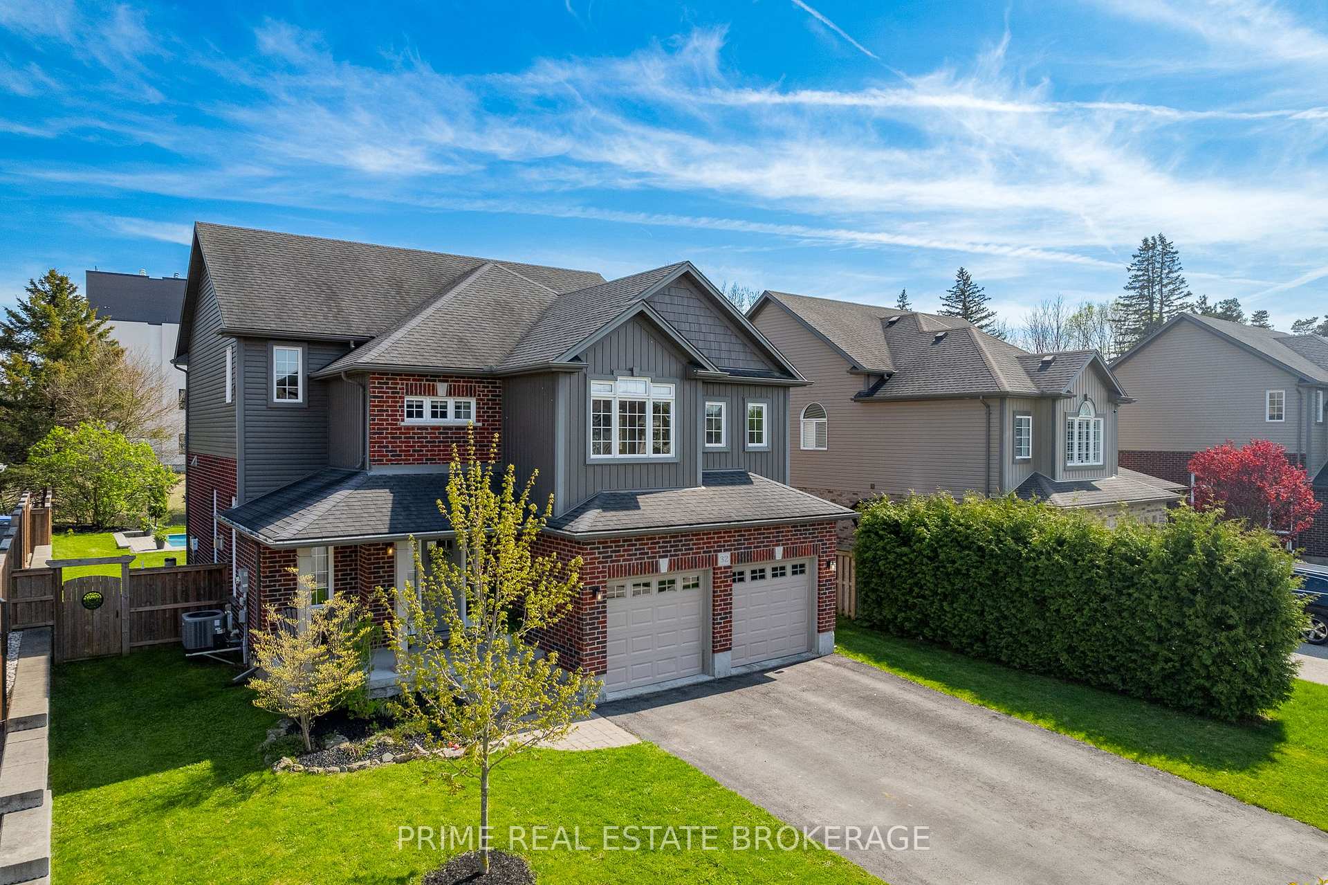 Photo 3 of 32 Valleyview Crescent, Middlesex Centre, Komoka — HOMEH