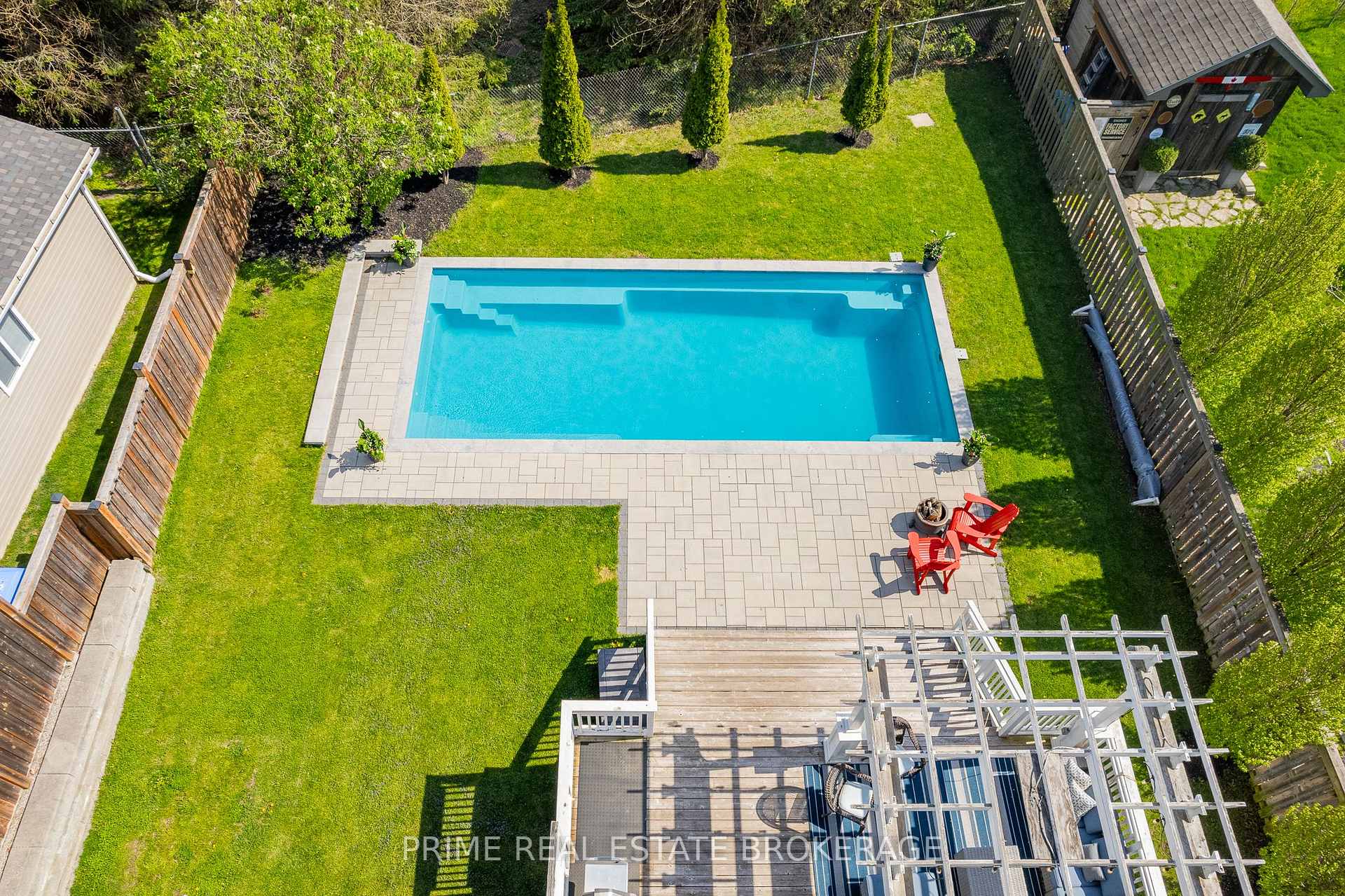 Photo 7 of 32 Valleyview Crescent, Middlesex Centre, Komoka — HOMEH