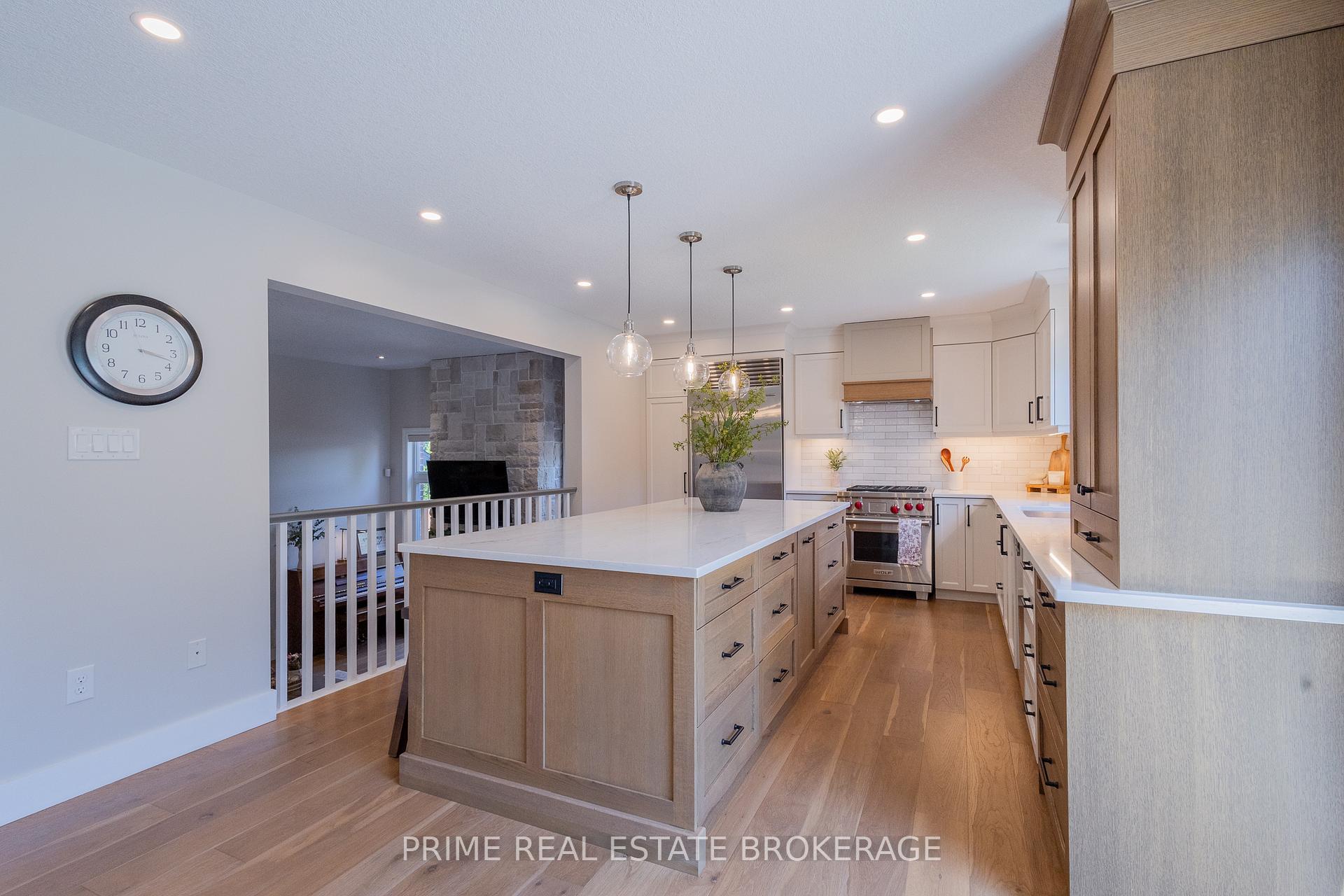 Photo 13 of 32 Valleyview Crescent, Middlesex Centre, Komoka — HOMEH