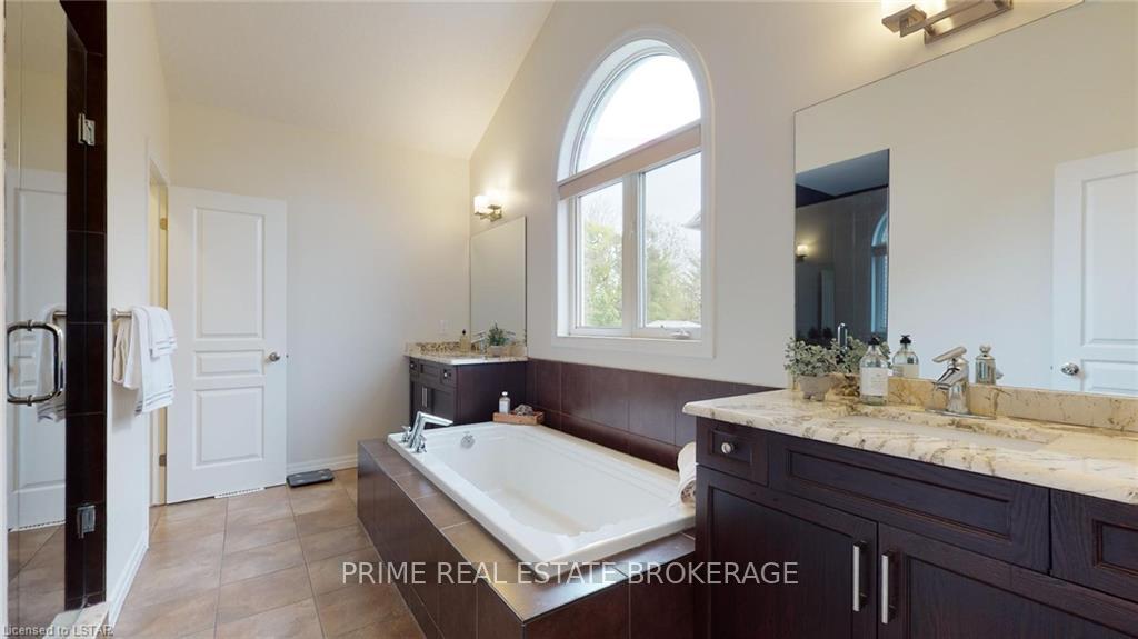 Photo 19 of 32 Valleyview Crescent, Middlesex Centre, Komoka — HOMEH