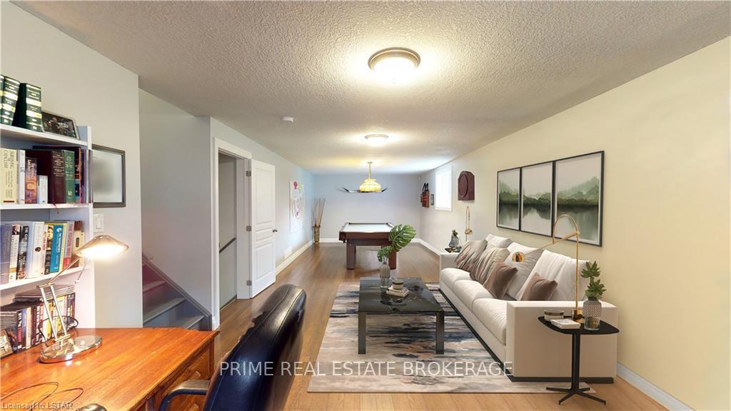Photo 24 of 32 Valleyview Crescent, Middlesex Centre, Komoka — HOMEH