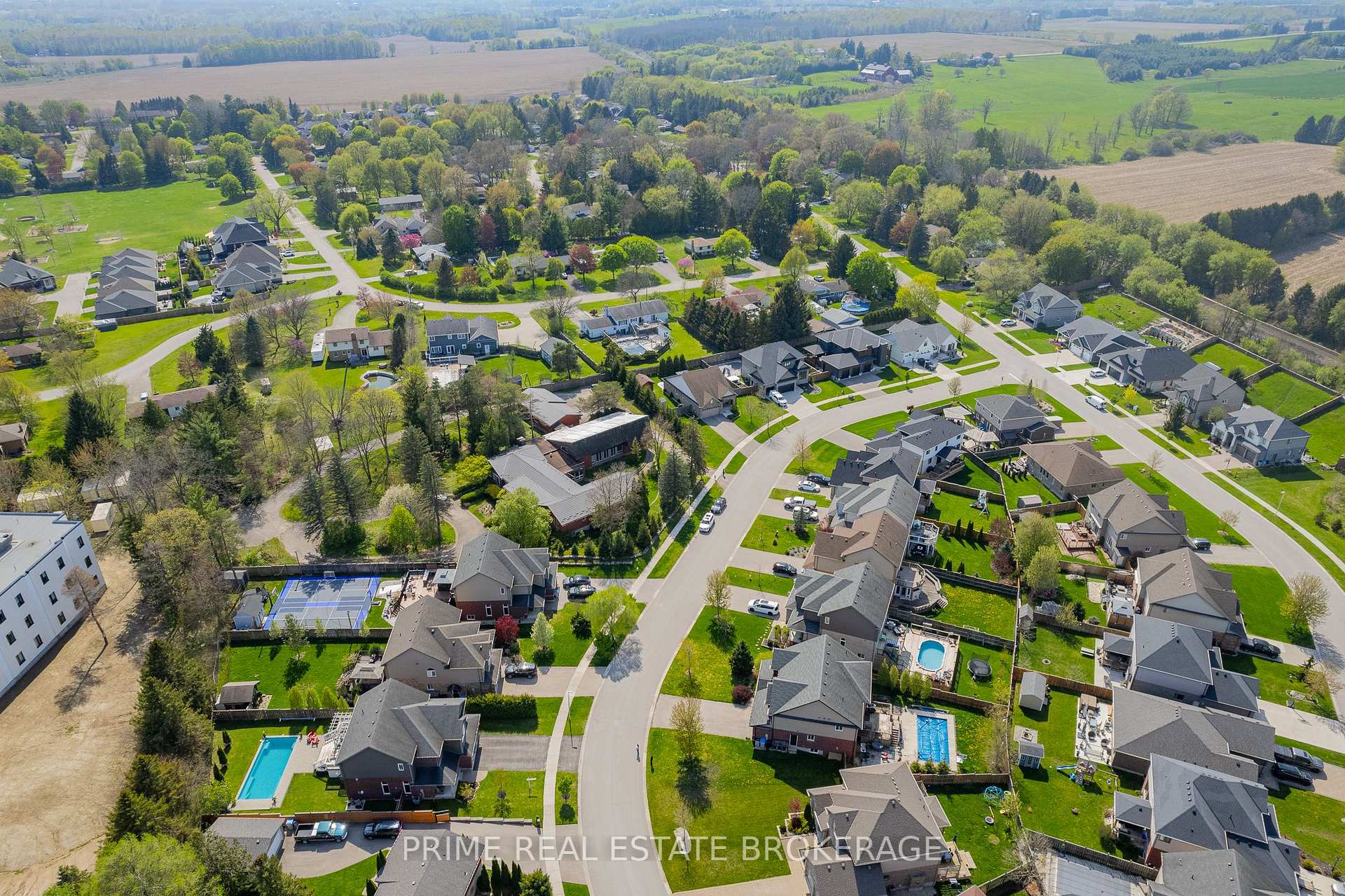 Photo 27 of 32 Valleyview Crescent, Middlesex Centre, Komoka — HOMEH