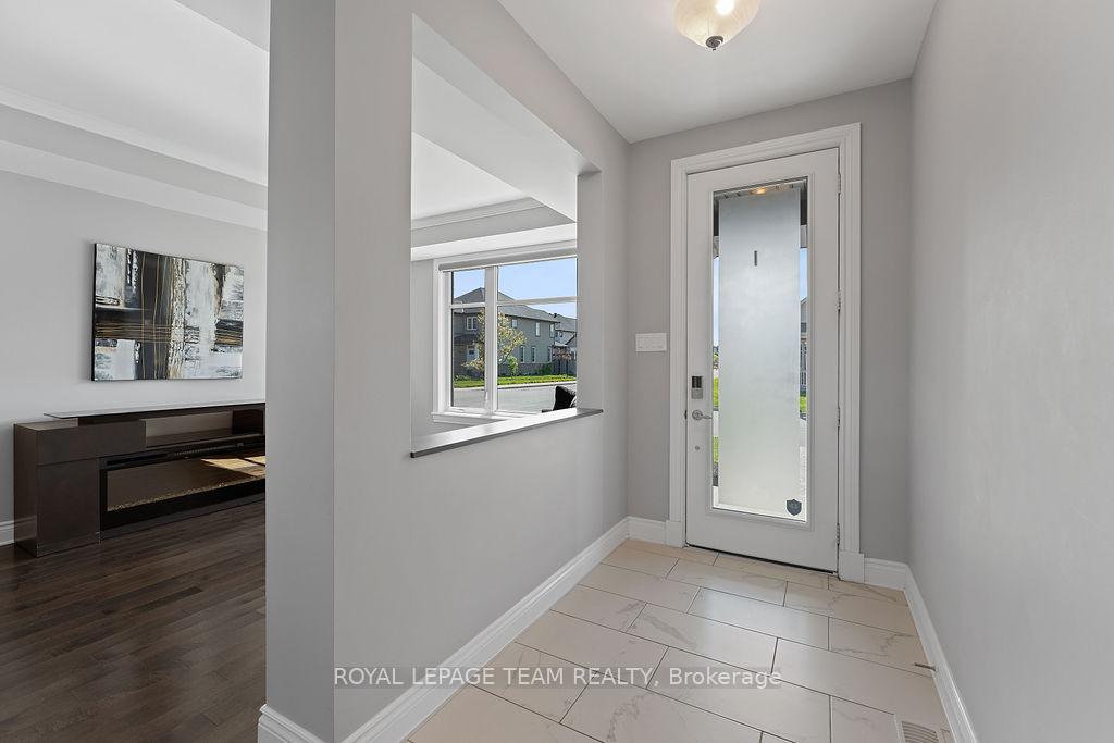 Photo 2 of 96 Palfrey Way, Ottawa, Kanata - Emerald Meadows/Trailwest — HOMEH