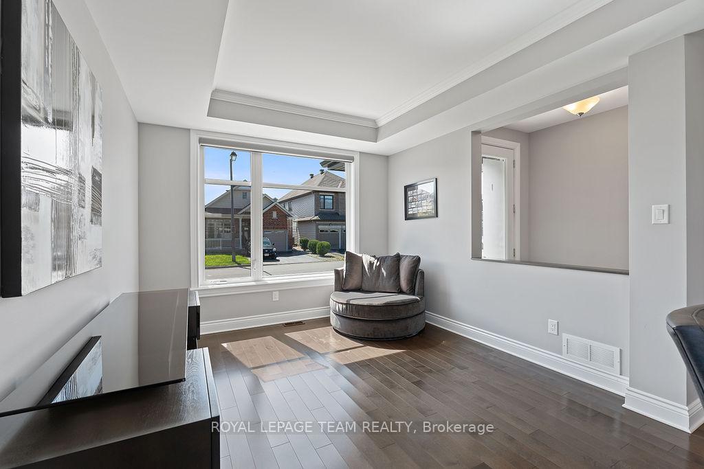 Photo 3 of 96 Palfrey Way, Ottawa, Kanata - Emerald Meadows/Trailwest — HOMEH