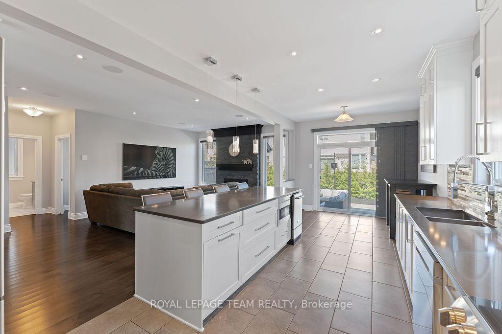 Photo 13 of 96 Palfrey Way, Ottawa, Kanata - Emerald Meadows/Trailwest — HOMEH