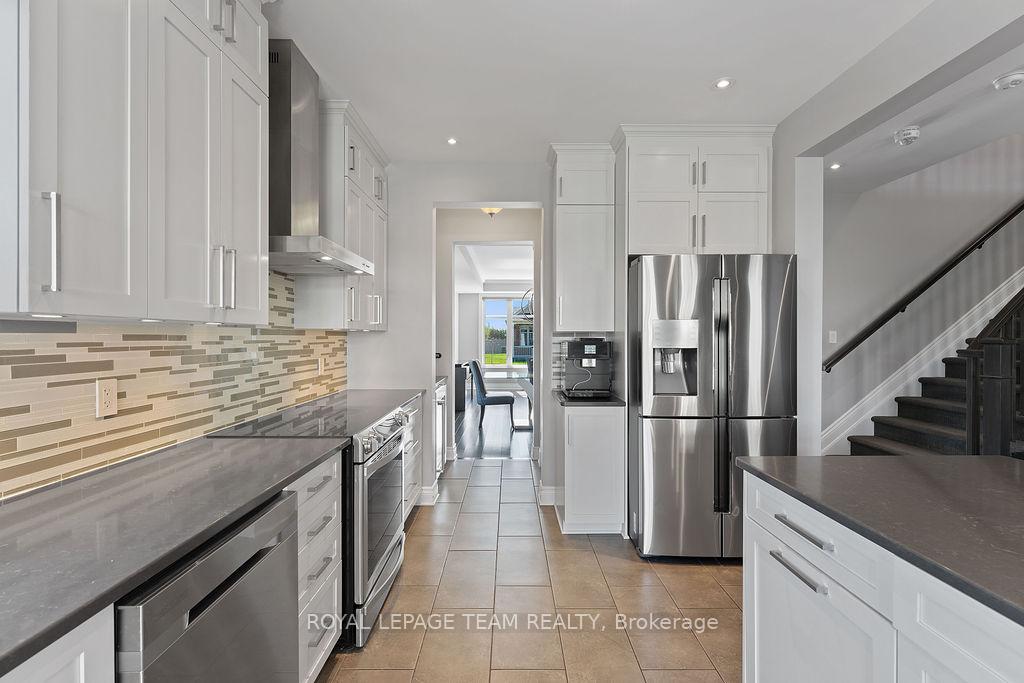 Photo 15 of 96 Palfrey Way, Ottawa, Kanata - Emerald Meadows/Trailwest — HOMEH