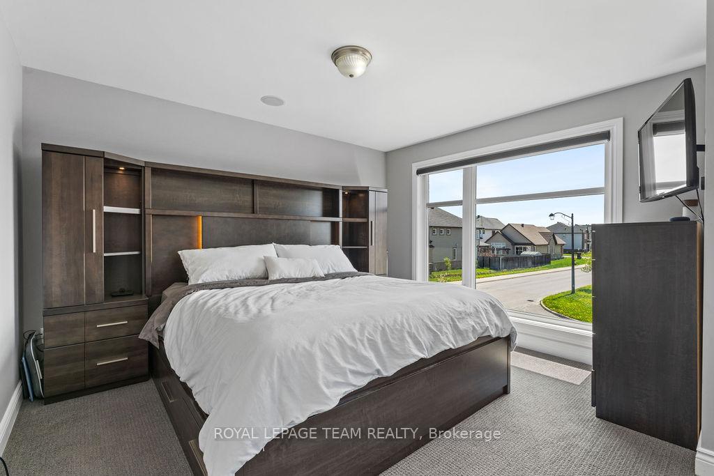 Photo 29 of 96 Palfrey Way, Ottawa, Kanata - Emerald Meadows/Trailwest — HOMEH
