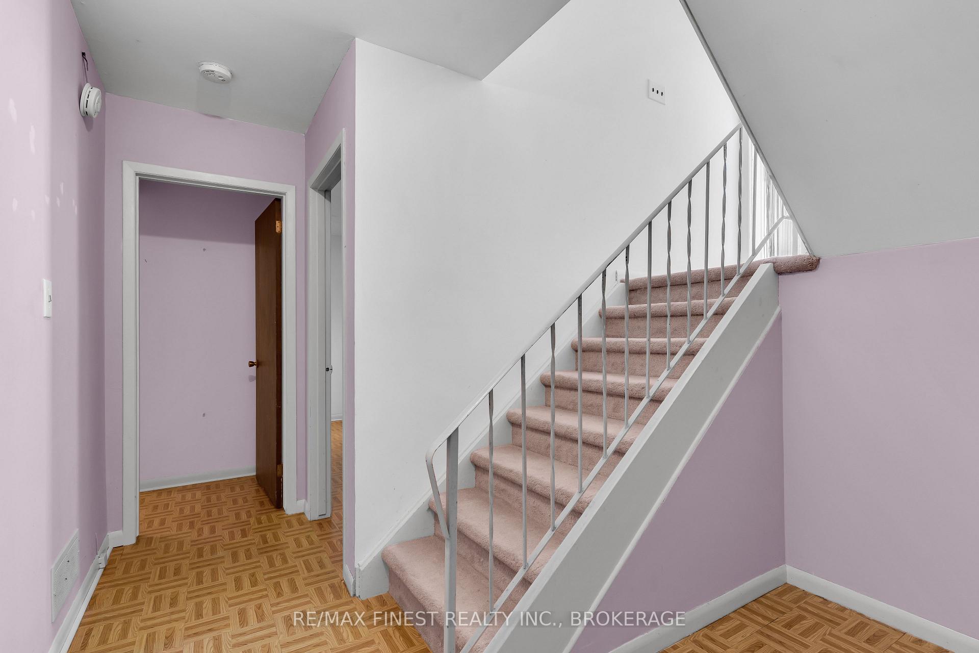 Photo 20 of 704 Aylmer Crescent, Kingston, South of Taylor-Kidd Blvd — HOMEH