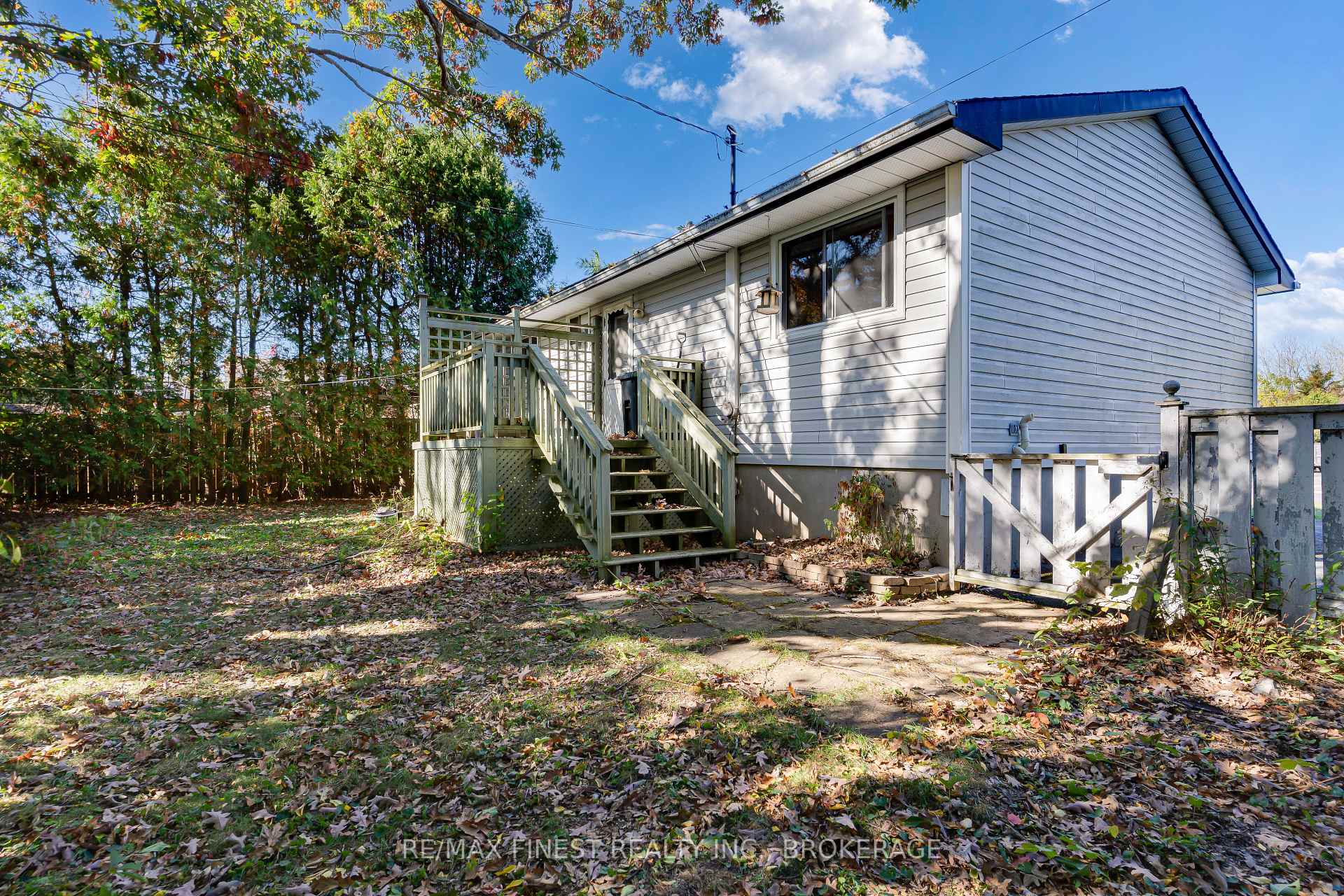 Photo 31 of 704 Aylmer Crescent, Kingston, South of Taylor-Kidd Blvd — HOMEH