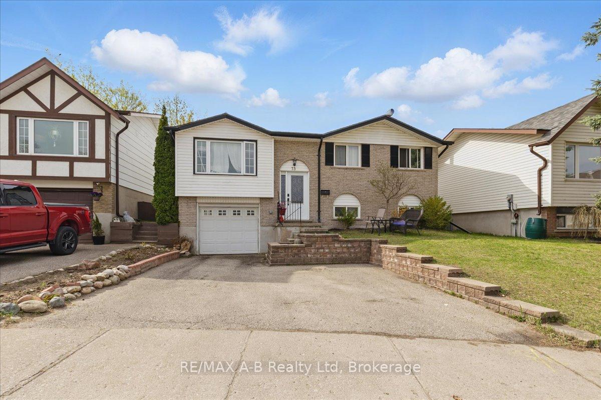 Photo 2 of 73 Southwood Drive, Kitchener — HOMEH