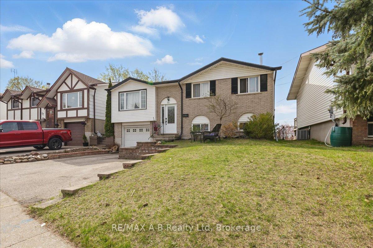 Photo 3 of 73 Southwood Drive, Kitchener — HOMEH